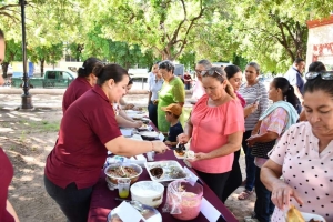 Con muestra gastronómica de las voluntarias de los EAEyD de ocho comunidades, celebró Mocorito Día Mundial de la Alimentación.