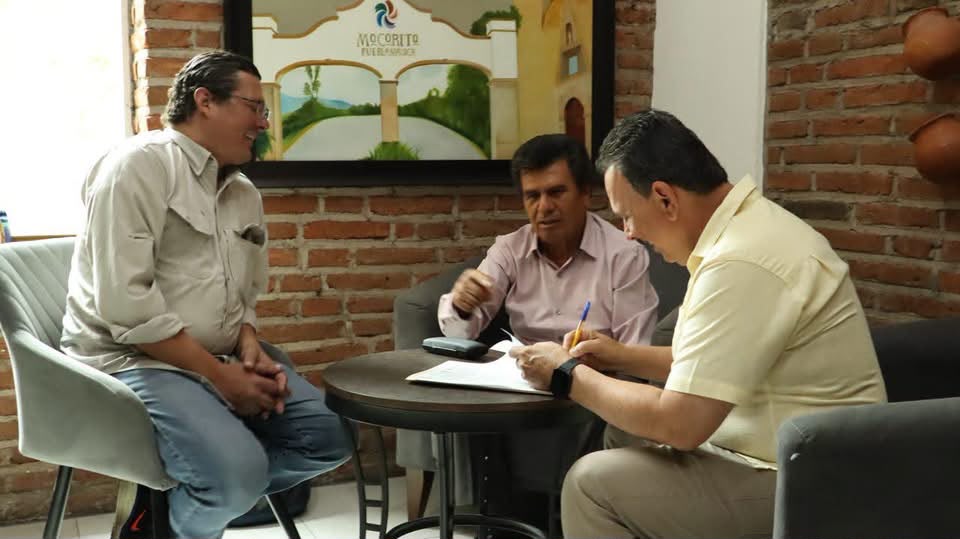 INAH entrega en comodato 37 piezas arqueológicas al Gobierno de Mocorito; se instalarán en el Museo Regional.