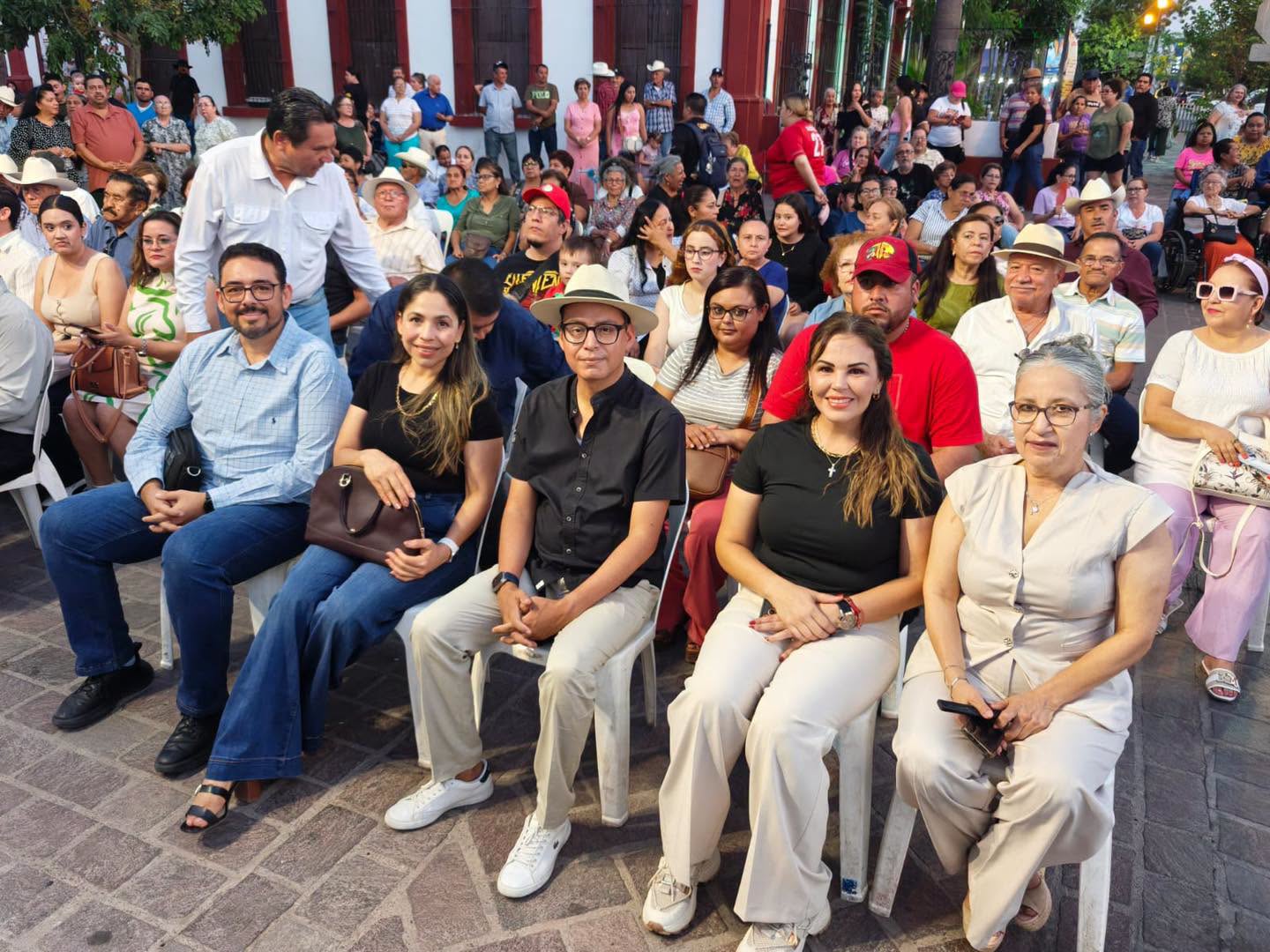 Presentan placa distintiva de la Indicación Geográfica Protegida del Chilorio de Mocorito y reconocen a productores tradicionales