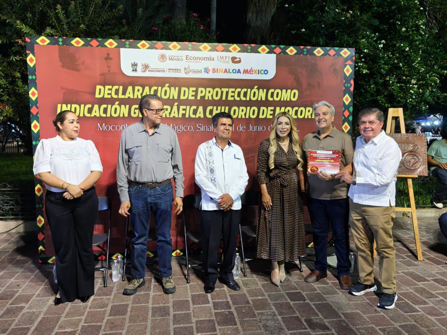 Presentan placa distintiva de la Indicación Geográfica Protegida del Chilorio de Mocorito y reconocen a productores tradicionales