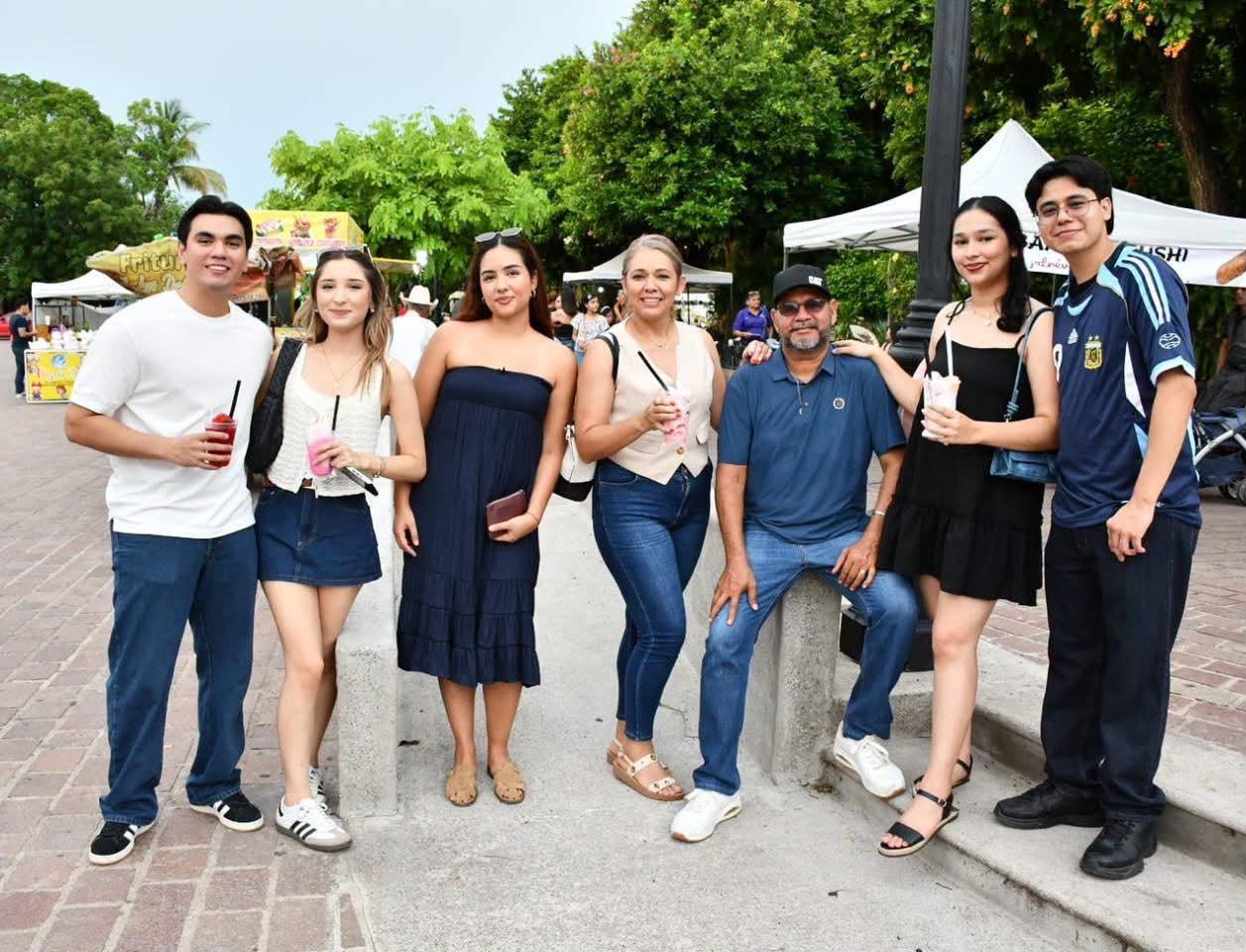 Como cada Viernes de Plaza, la alegría se hizo presente en el corazón de nuestro Pueblo Mágico.
