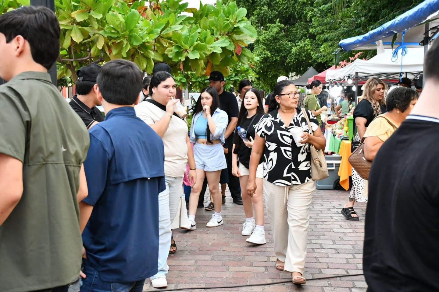 Como cada Viernes de Plaza, la alegría se hizo presente en el corazón de nuestro Pueblo Mágico.