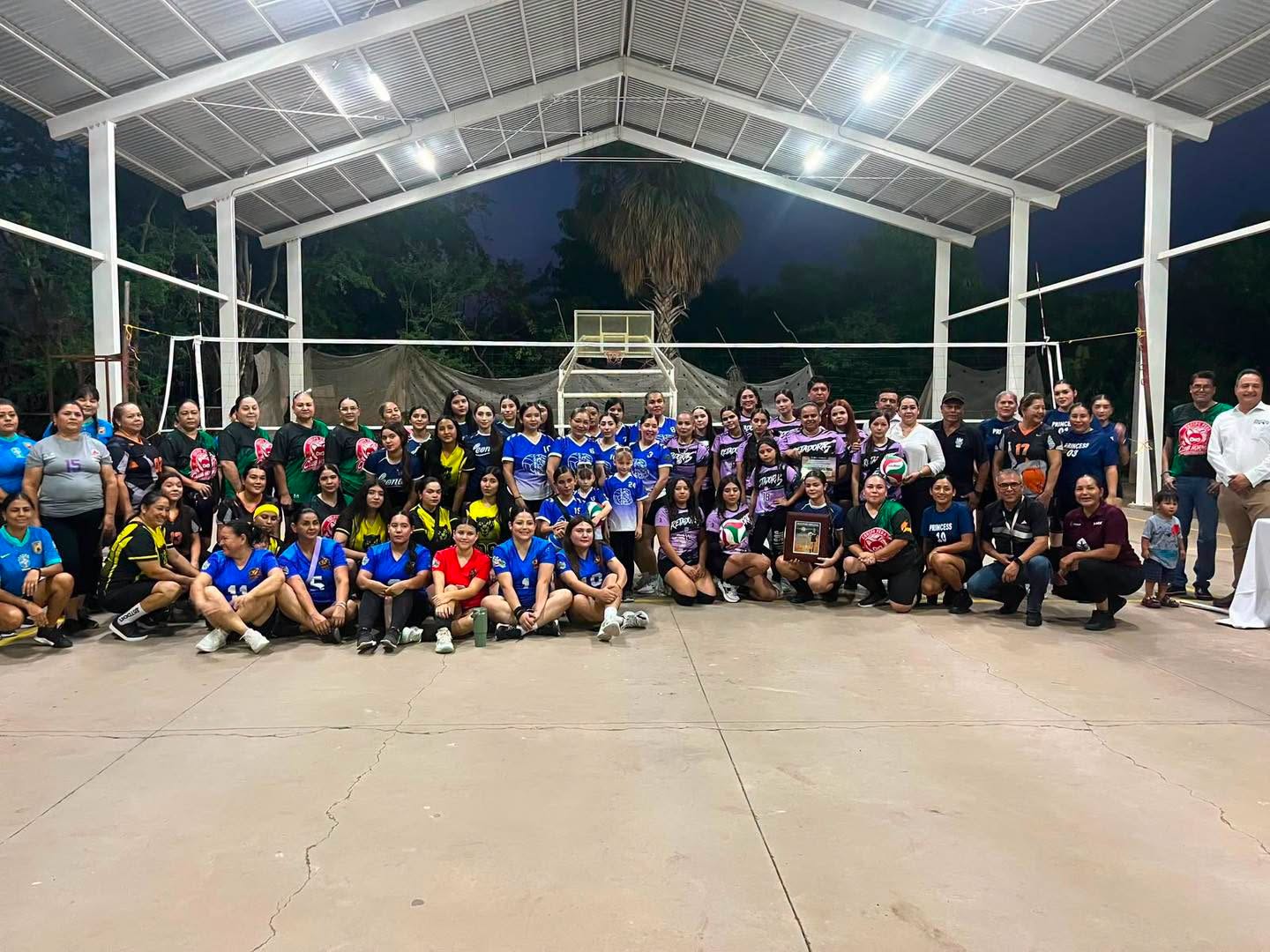 Inauguran el XXVI Torneo de Voleibol Femenil en Pericos