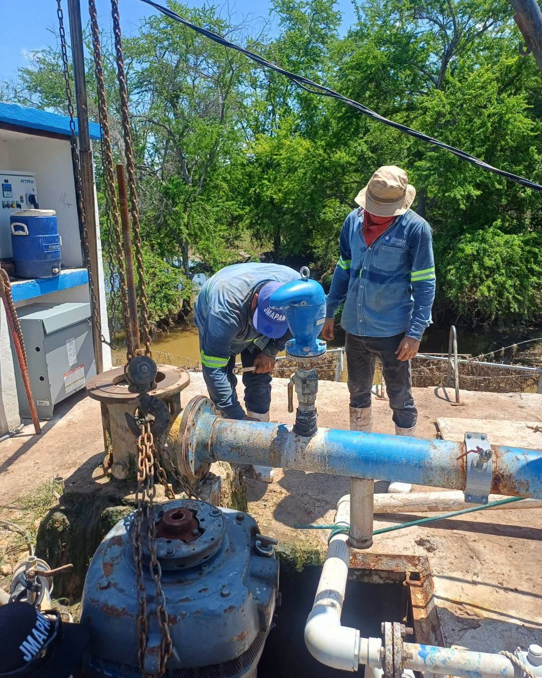 JMAPAM realiza reparación de motor en pozo de El Pochote para fortalecer el suministro de agua