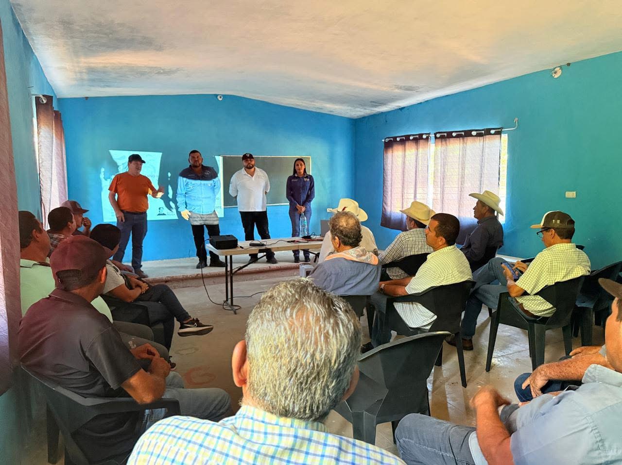 Continúan capacitaciones sobre el gusano barrenador en comunidades de Mocorito
