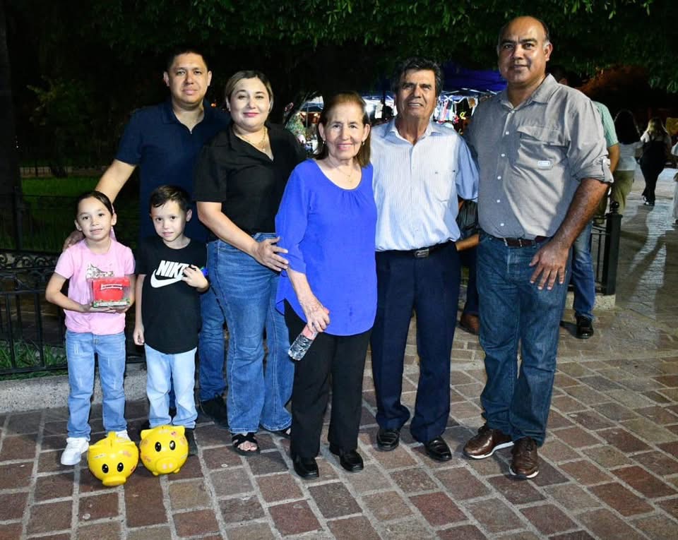 🎉 ¡Lleno total en la Plaza de Mocorito! 🎶