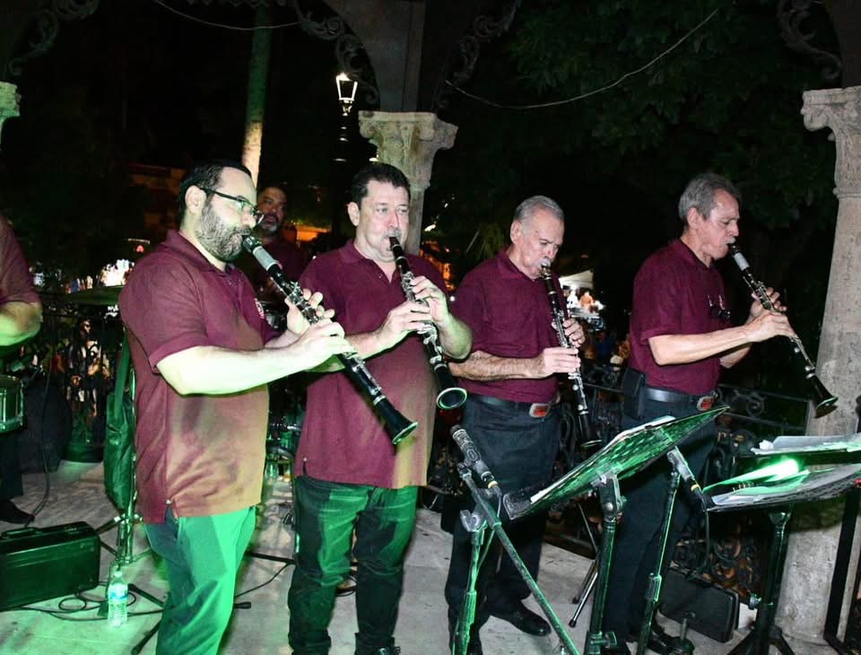 🎉 ¡Lleno total en la Plaza de Mocorito! 🎶