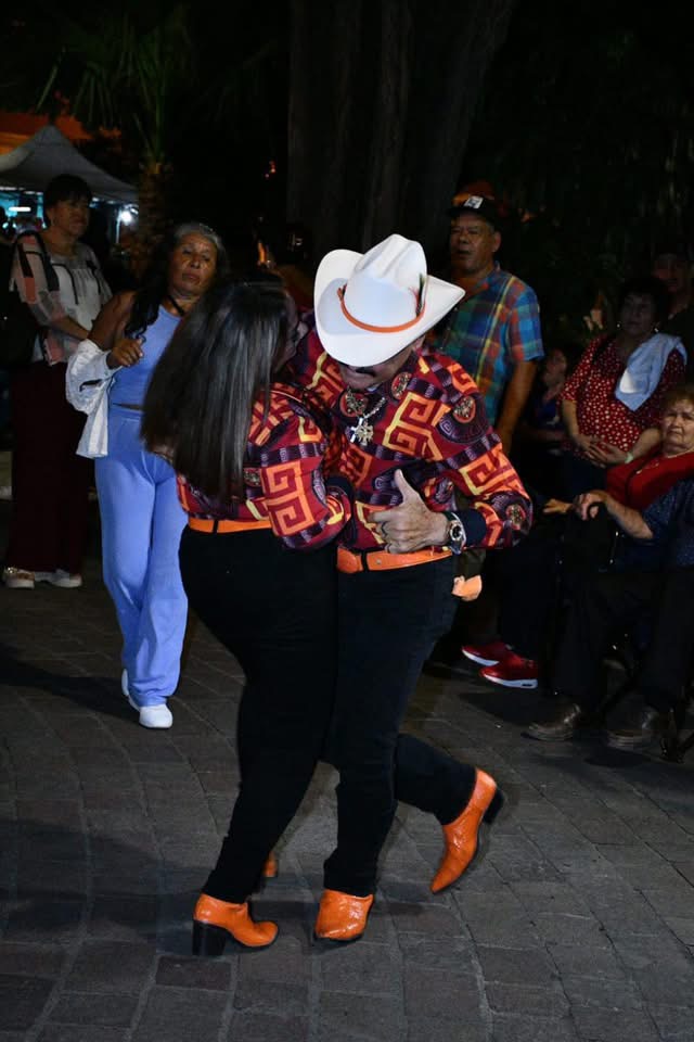 🎉✨ ¡Todo un éxito el Viernes de Plaza en Mocorito! ✨🎉