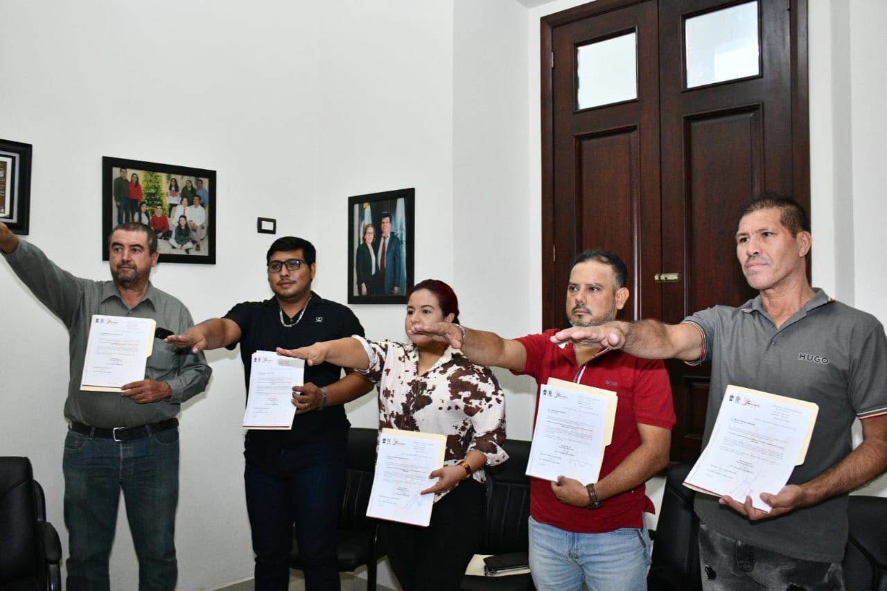 Toman protesta comisarios municipales en Mocorito