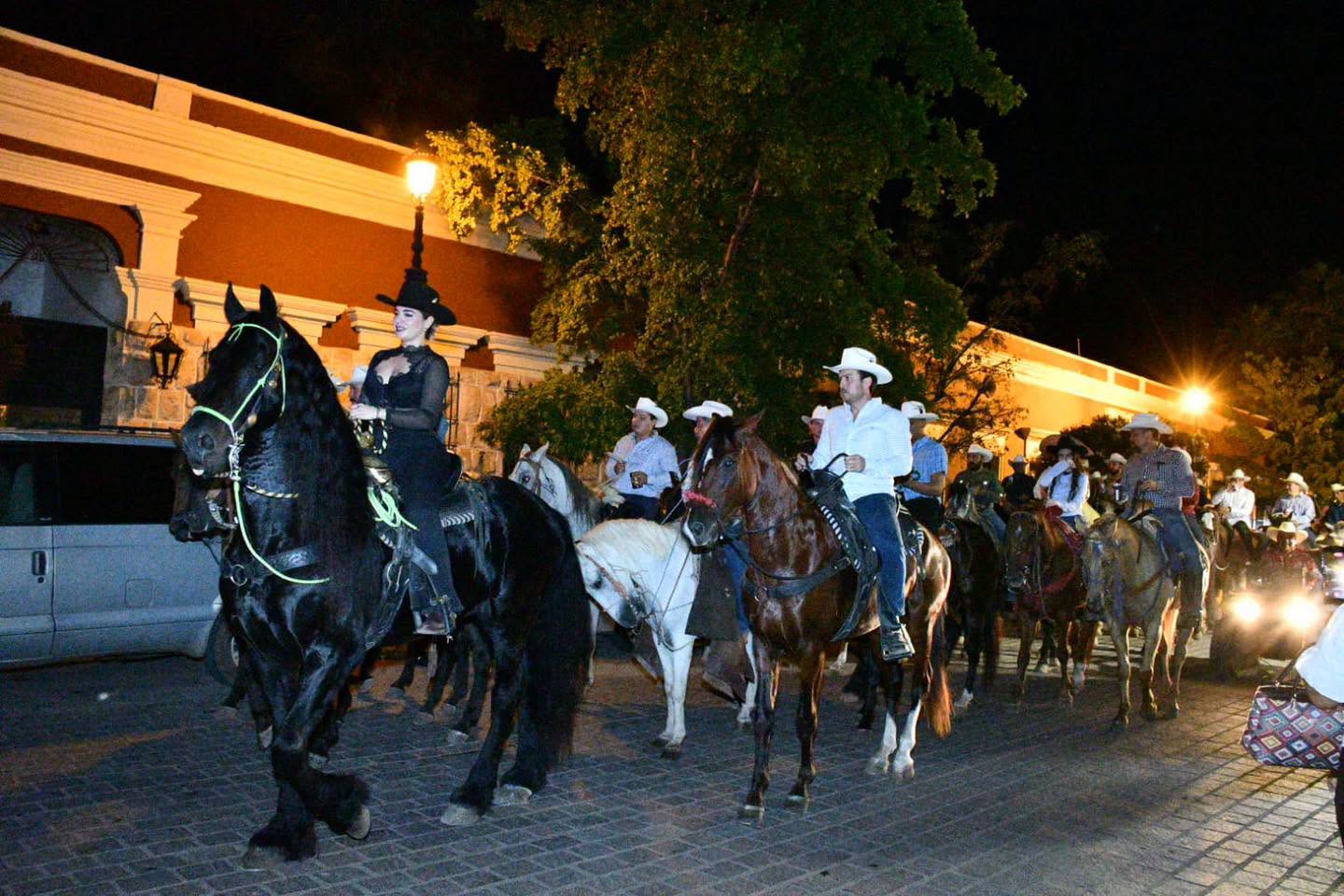Qué noche tan espectacular vivimos en nuestro Pueblo Mágico!