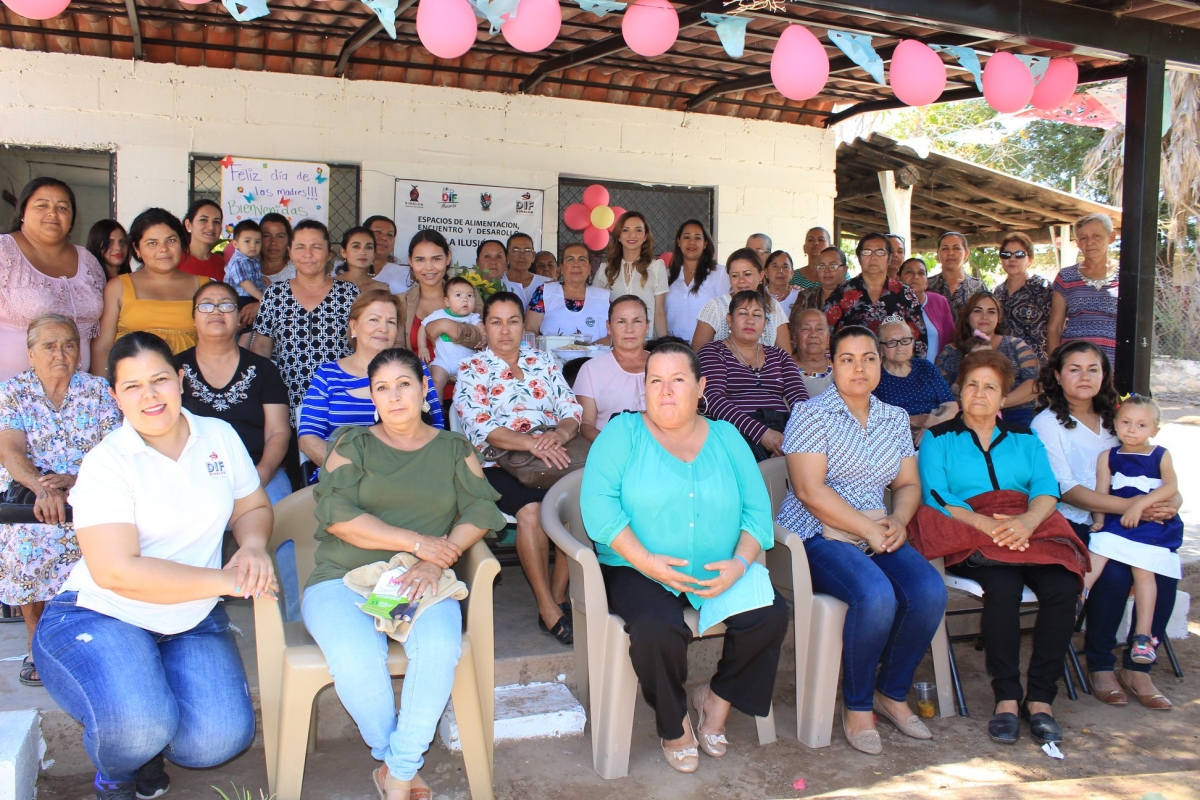 Grupo peruano Pachacamac y el mimo Dago dan espectáculos en Mocorito