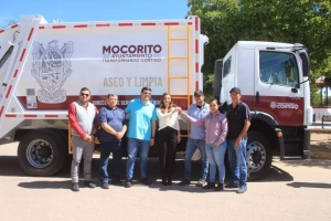 Entrega María Elizalde nuevo camión recolector para la sindicatura de Pericos. La unidad tuvo un costo superior a los 2 millones 700 mil pesos.