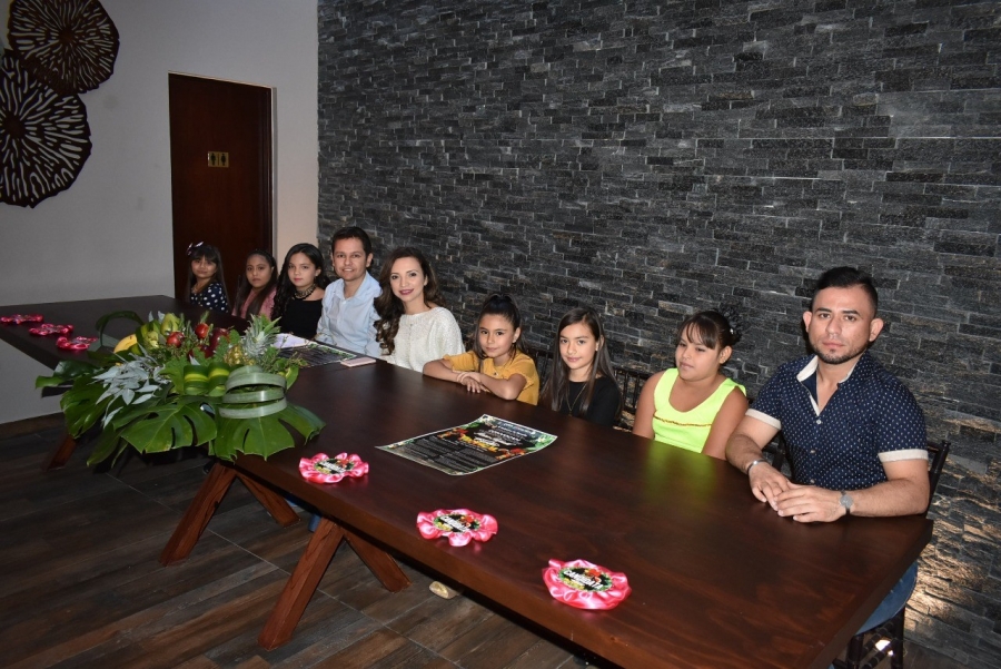 Seis niñas  van por la corona del Carnaval Infantil Mocorito 2018